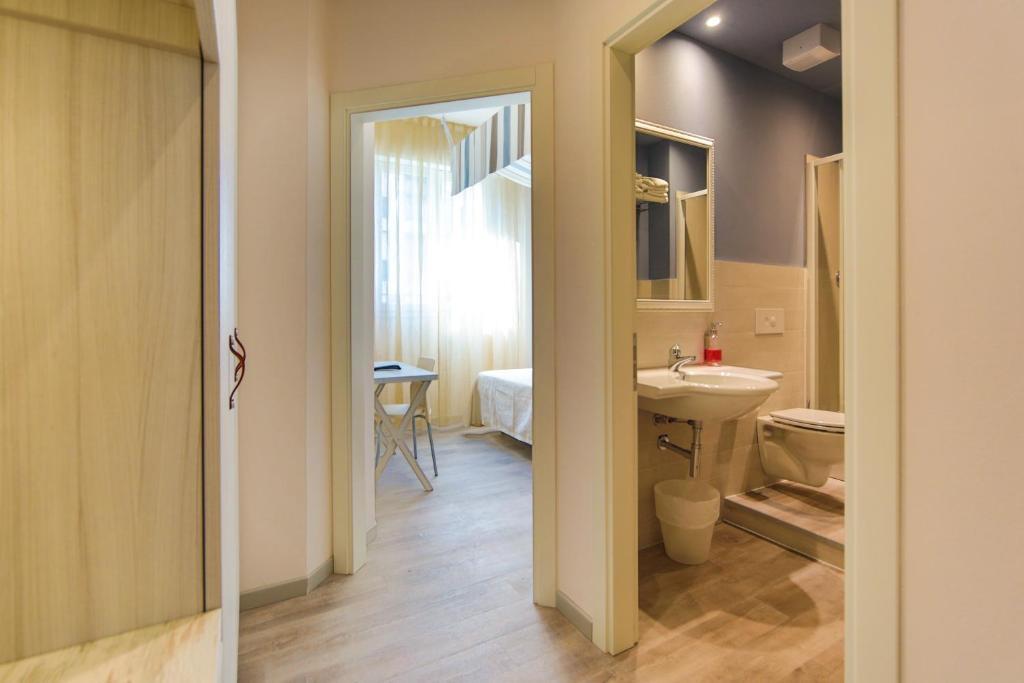 Hotel Trieste Cesenatico Bilik gambar