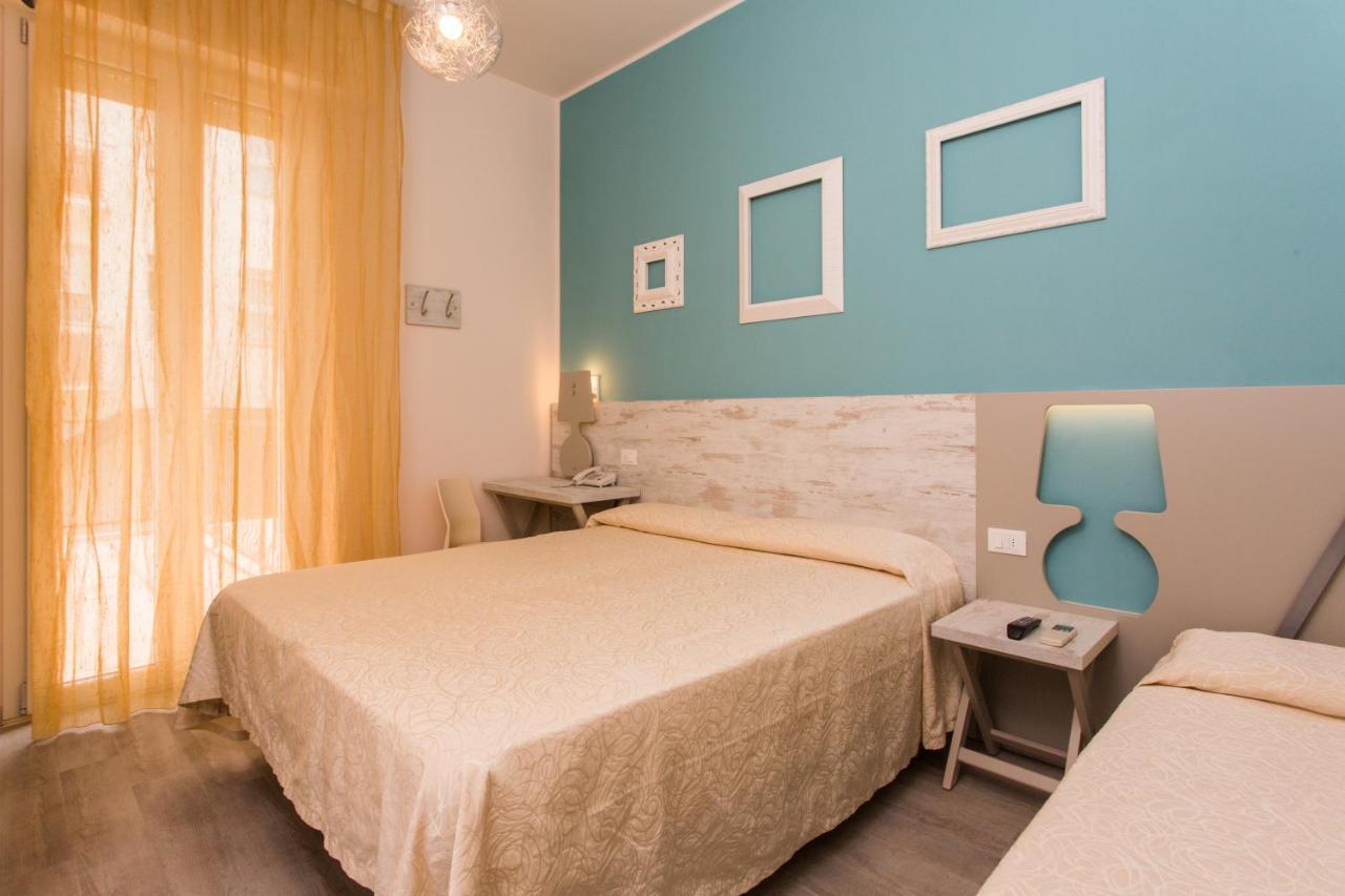 Hotel Trieste Cesenatico Bilik gambar