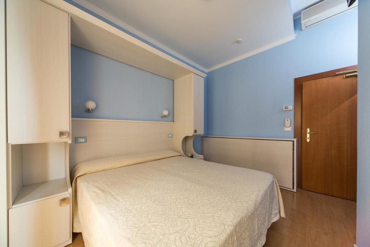 Hotel Trieste Cesenatico Bilik gambar