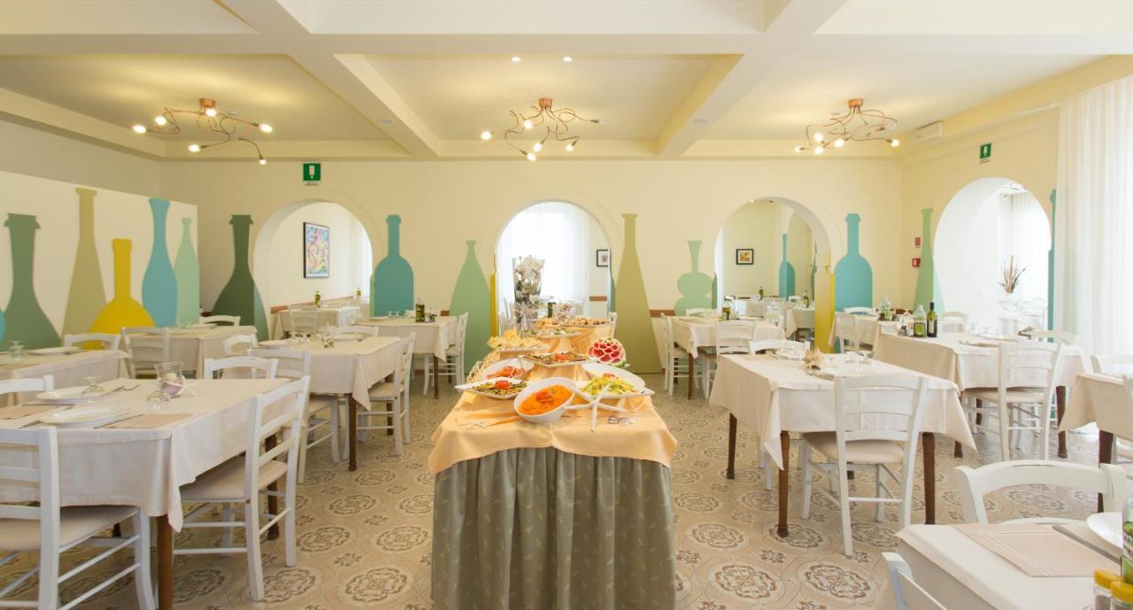 Hotel Trieste Cesenatico Luaran gambar